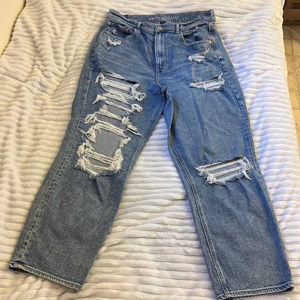American Eagle High Rise 90s Boyfriend Jeans